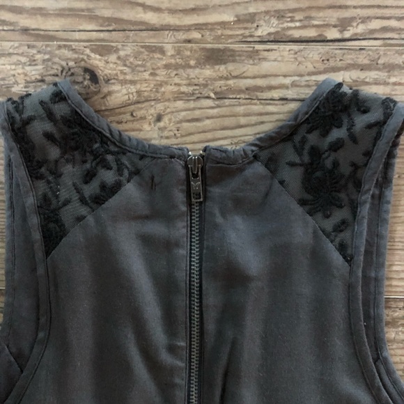 Beautiful American Eagle dress with embroidery - Picture 10 of 11